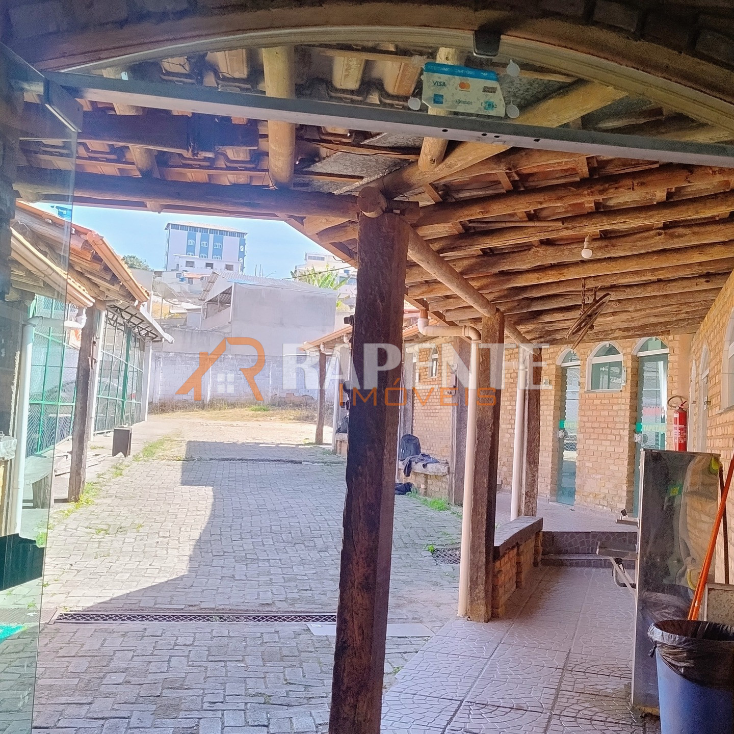 535074848_17970069578947634_2012291310120351931_n COMPLEXO POLIESPORTIVO À VENDA EM BARBACENA
