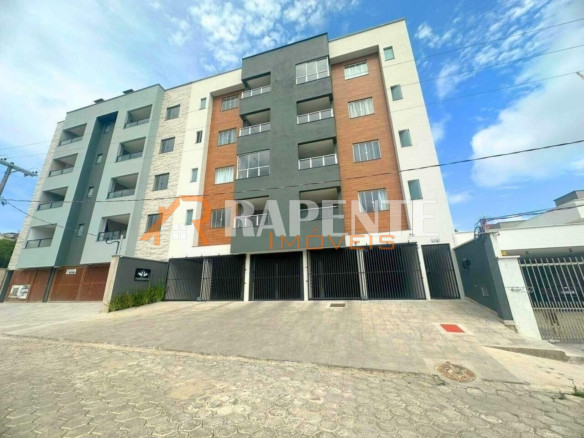 Apartamento excelente no Santa Tereza II
