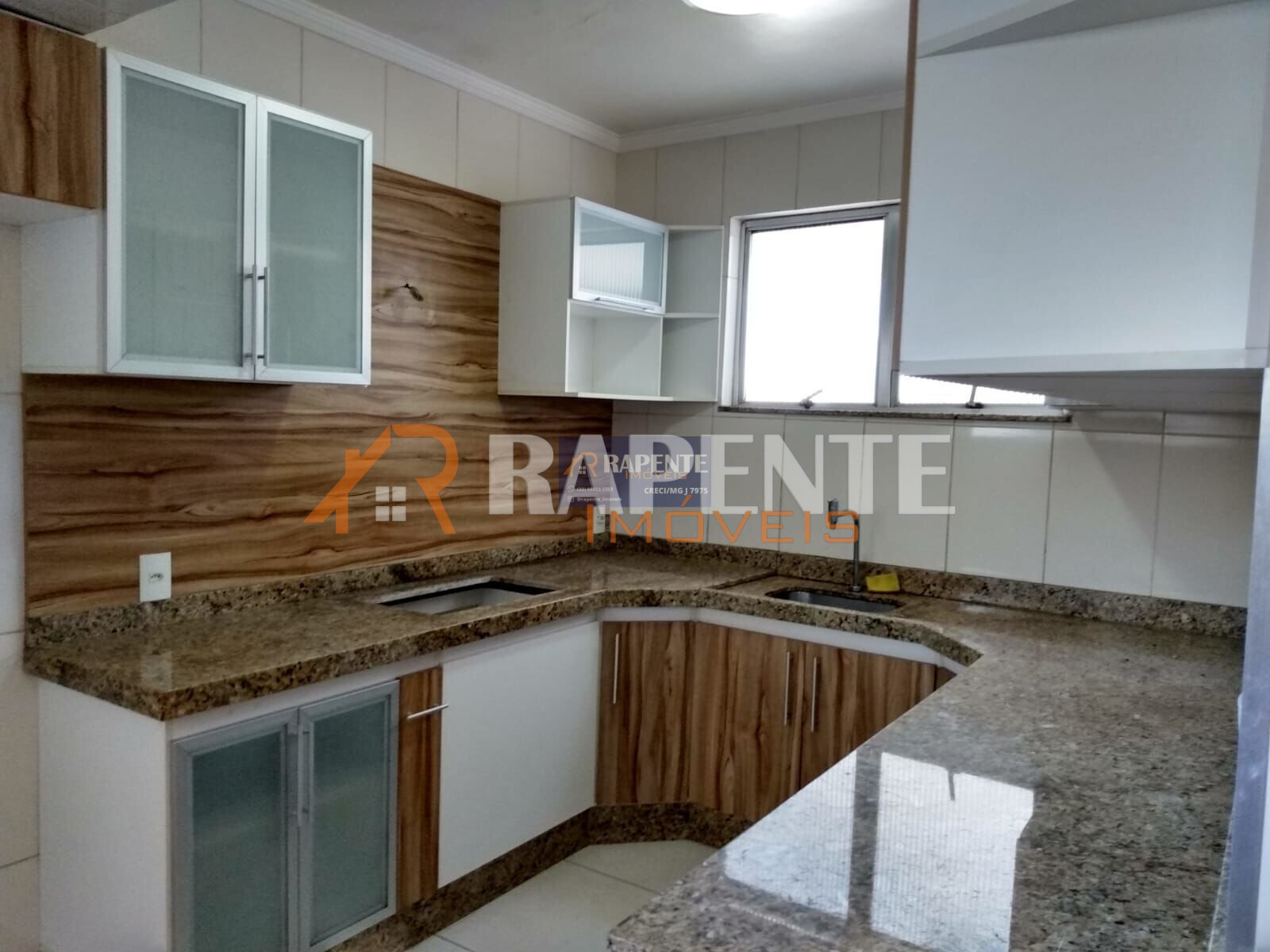 05 Apartamento em Pontilhão, Barbacena/MG