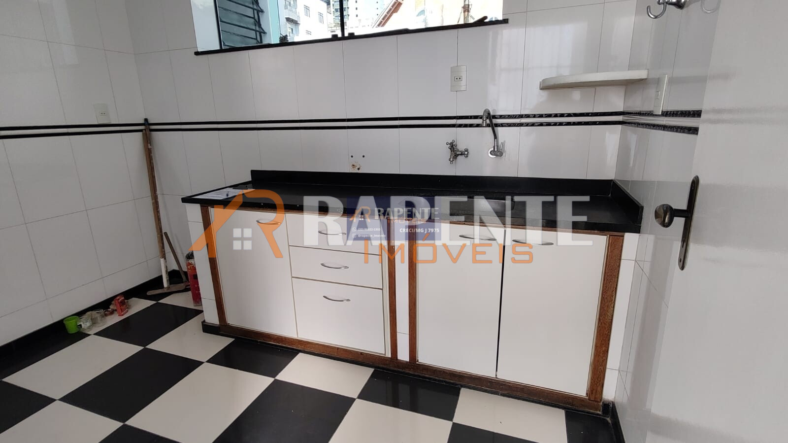 Apartamento à venda no Centro.
