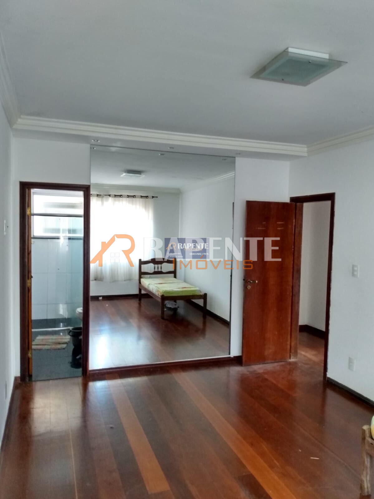 09 Apartamento em Pontilhão, Barbacena/MG
