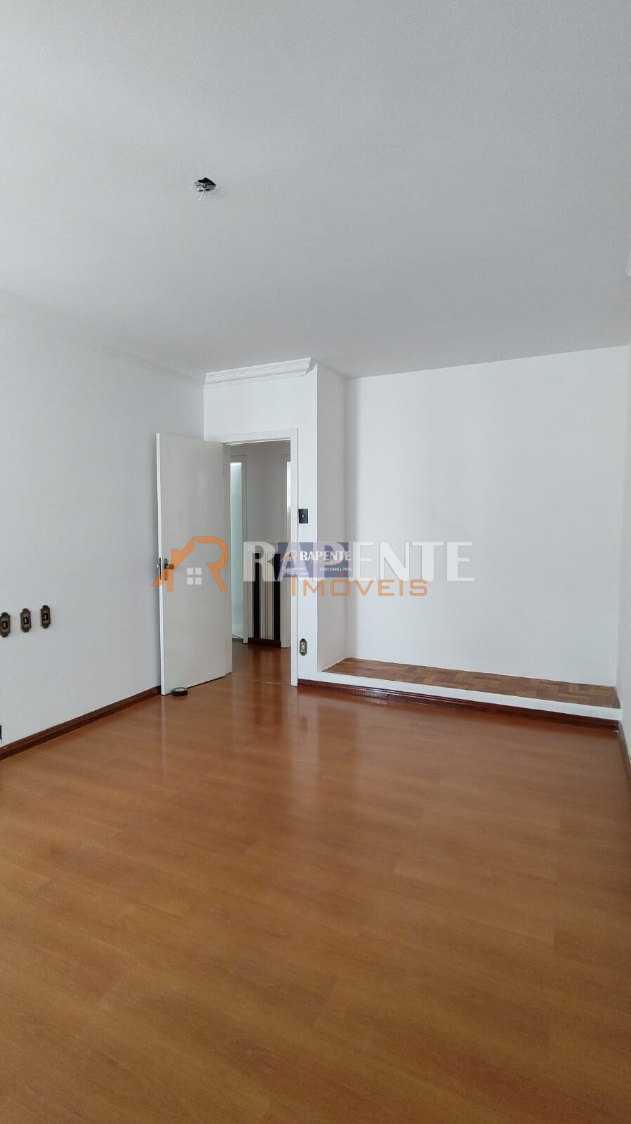 Apartamento à venda no Centro.