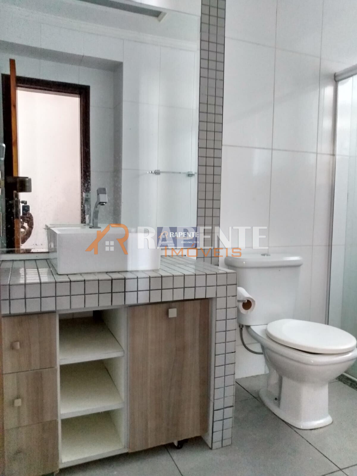 11 Apartamento em Pontilhão, Barbacena/MG
