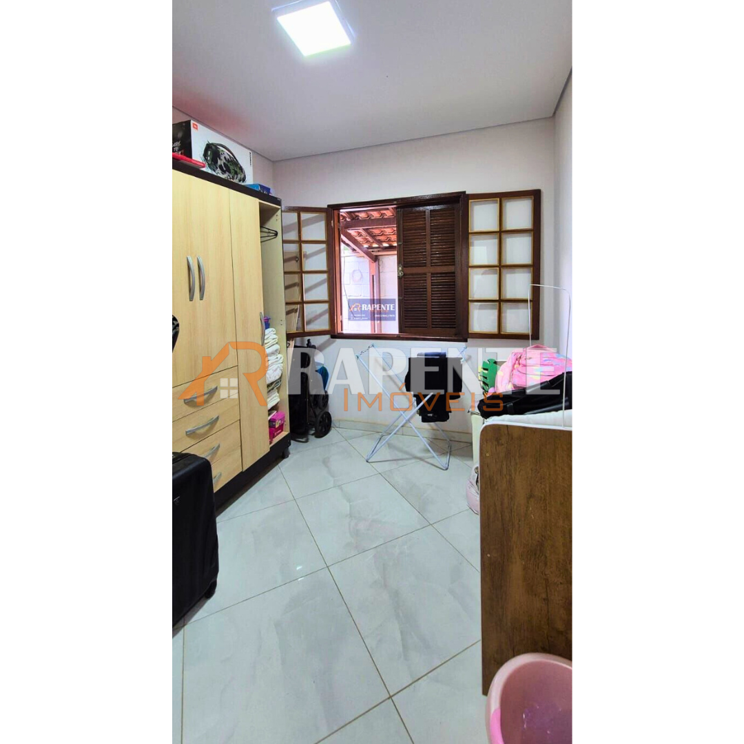 11 Linda casa à venda na Colônia
