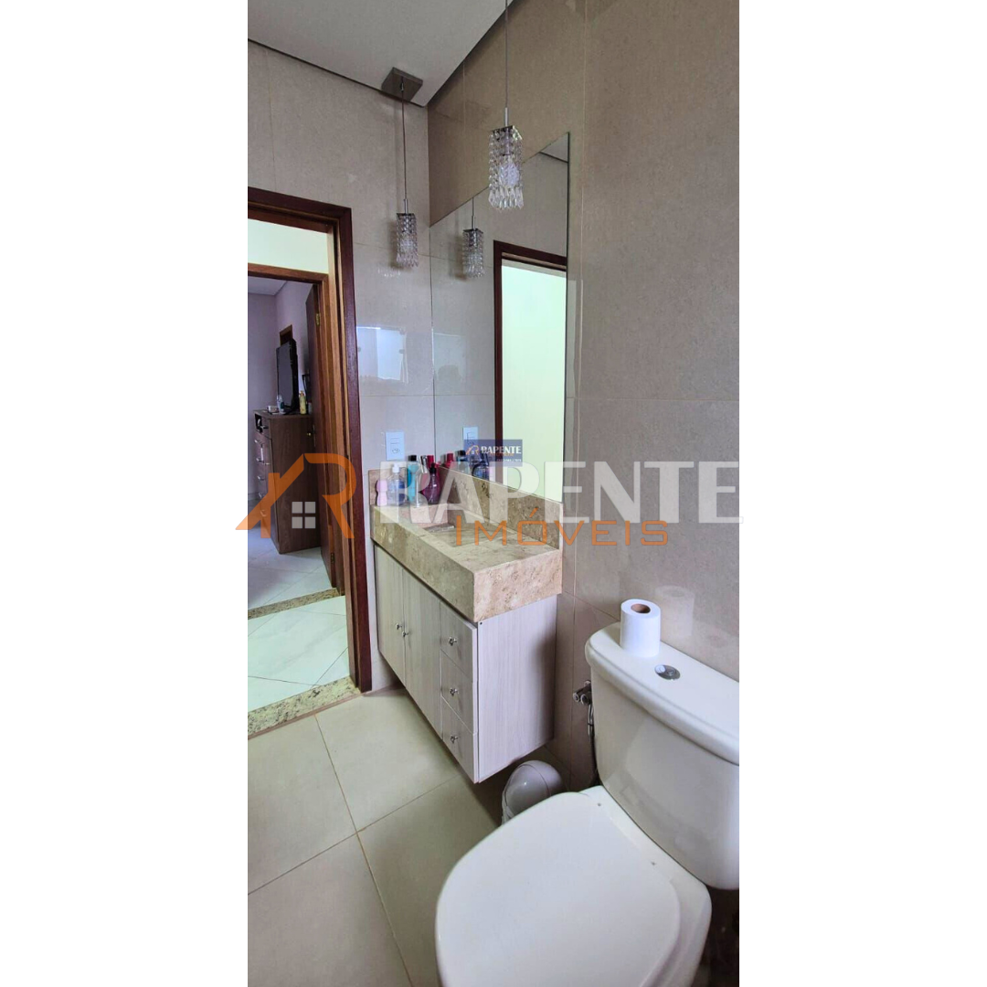 12 Linda casa à venda na Colônia