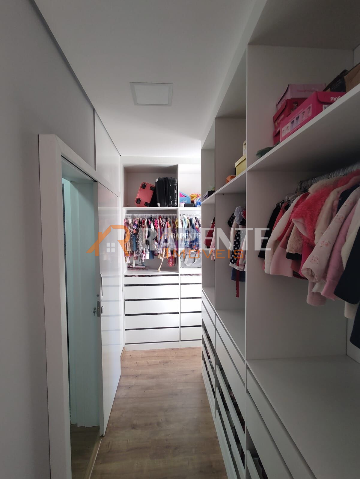 14 Casa super elegante no Santa Tereza 1 para você!