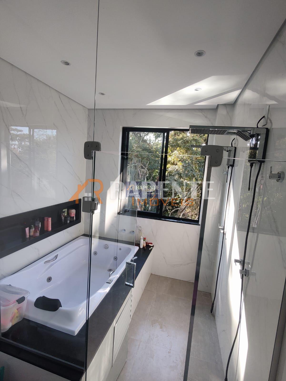15 Casa super elegante no Santa Tereza 1 para você!