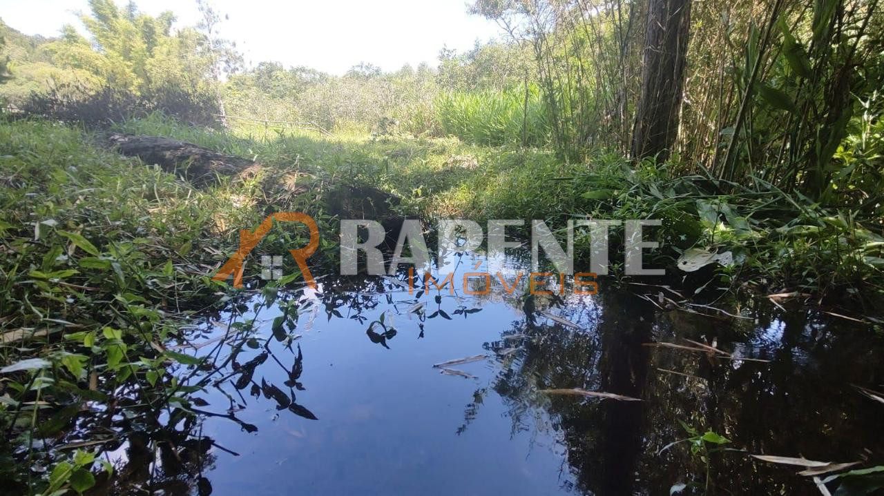 1758587281990 Sítio completíssimo no Caiçaras!