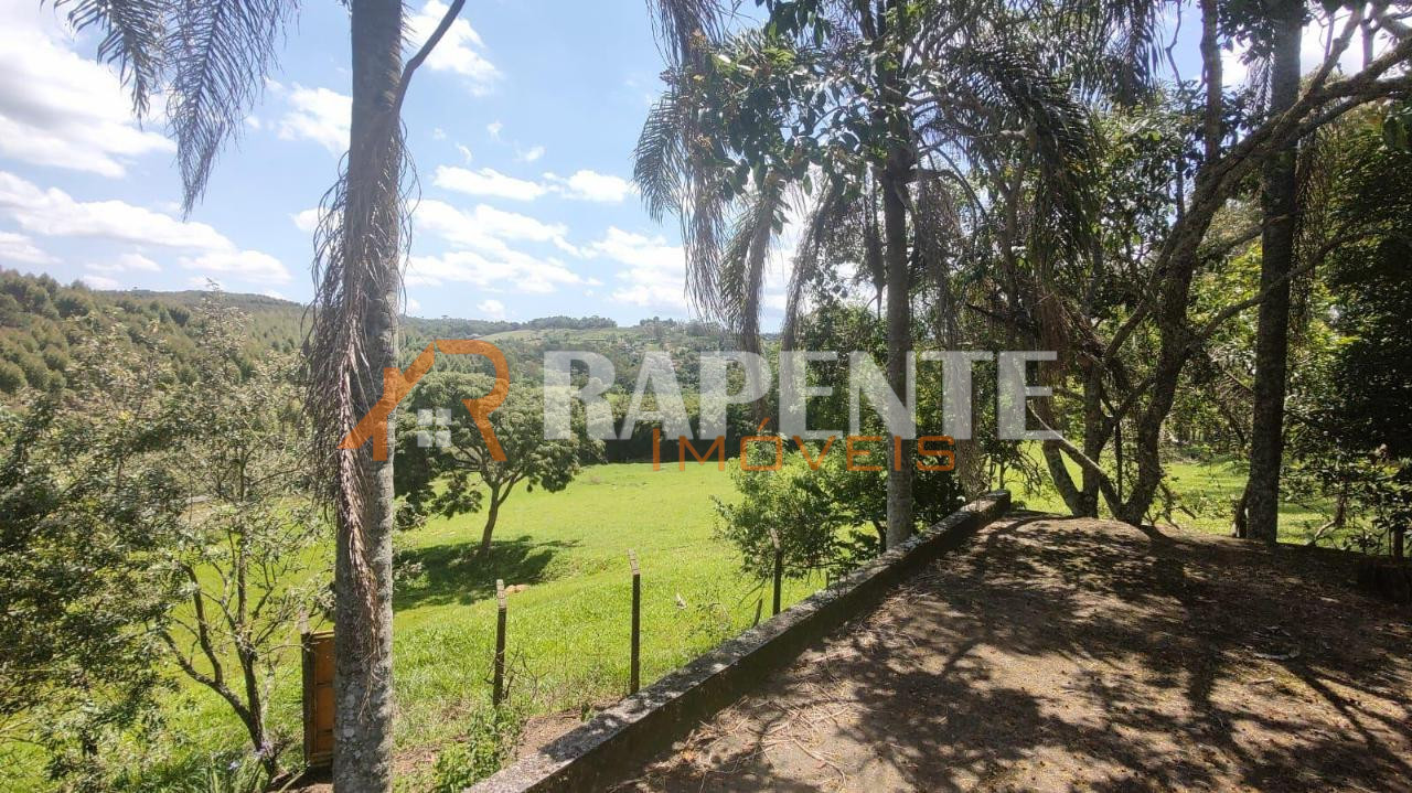 1758587694524 Sítio completíssimo no Caiçaras!