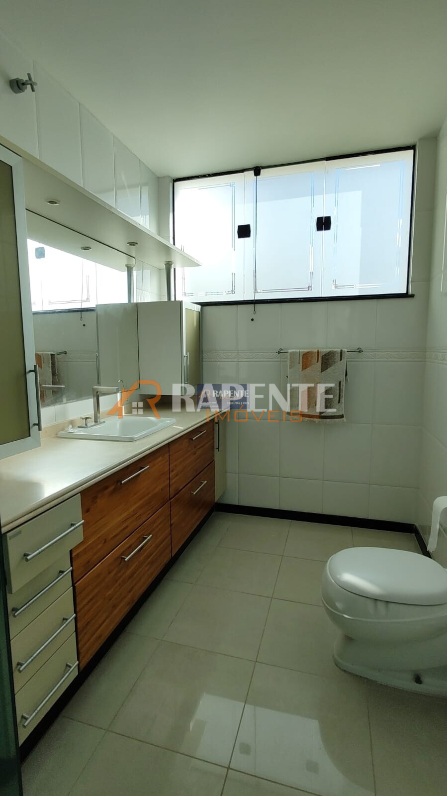 Apartamento à venda no Centro.