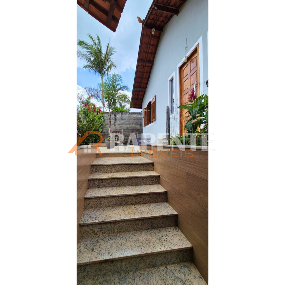 20 Linda casa à venda na Colônia