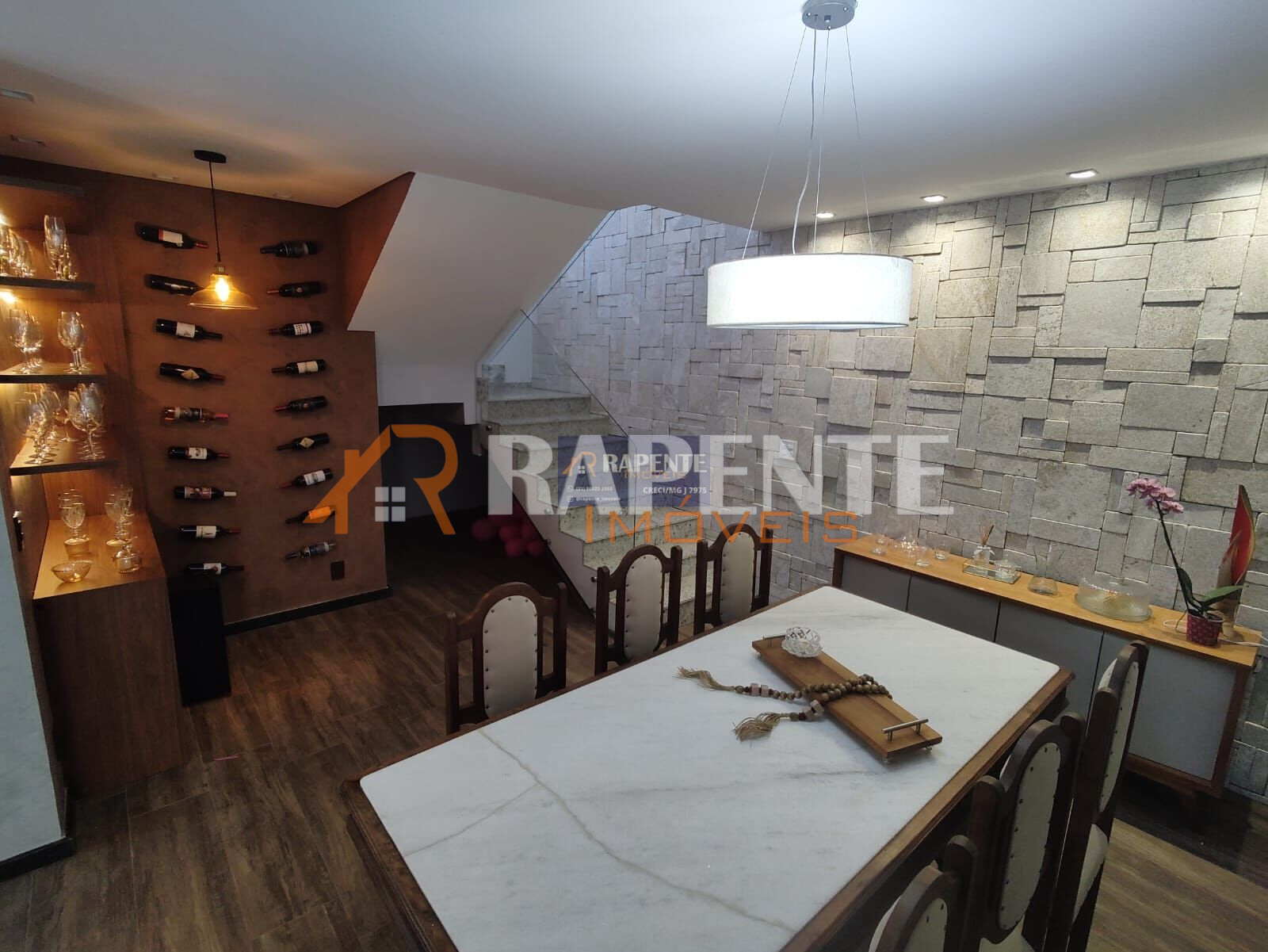 23 Casa super elegante no Santa Tereza 1 para você!