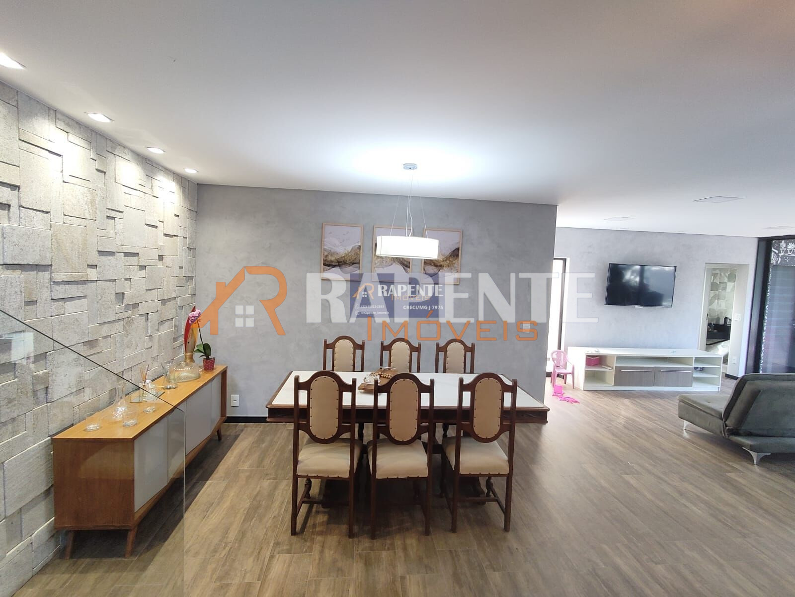 24 Casa super elegante no Santa Tereza 1 para você!