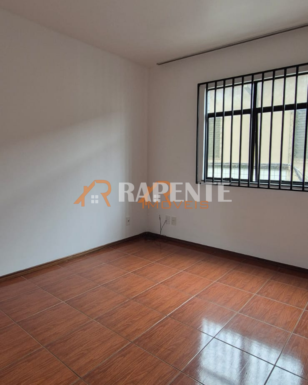 Excelente apartamento em rua SUPER tranquila.