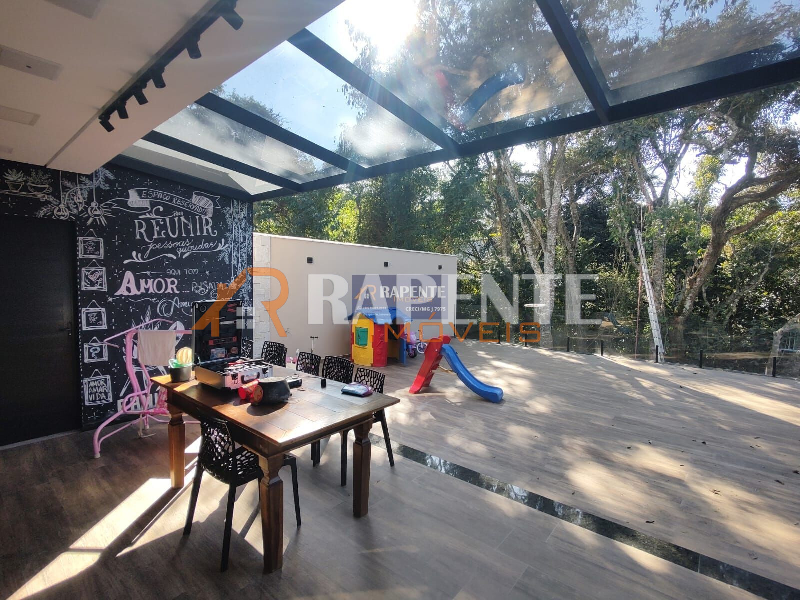 36 Casa super elegante no Santa Tereza 1 para você!