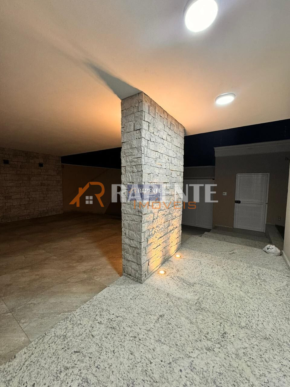39 Casa super elegante no Santa Tereza 1 para você!