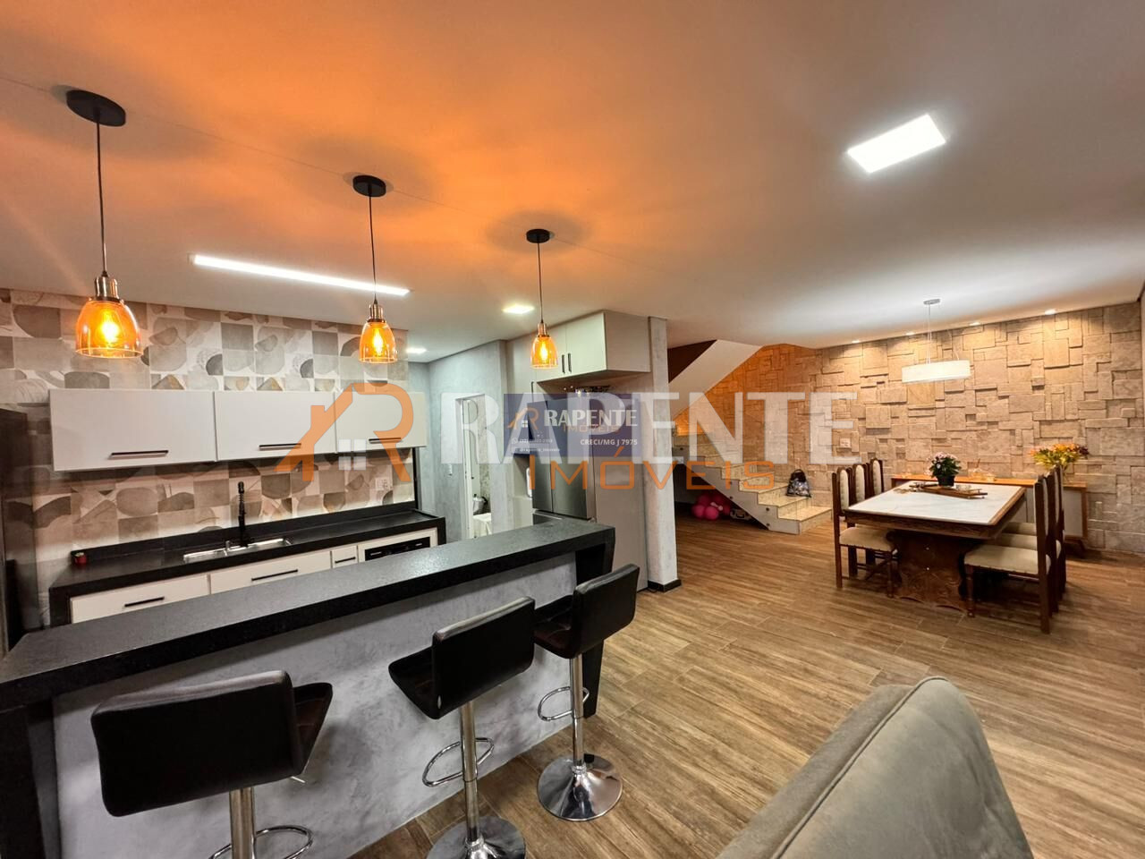 45 Casa super elegante no Santa Tereza 1 para você!