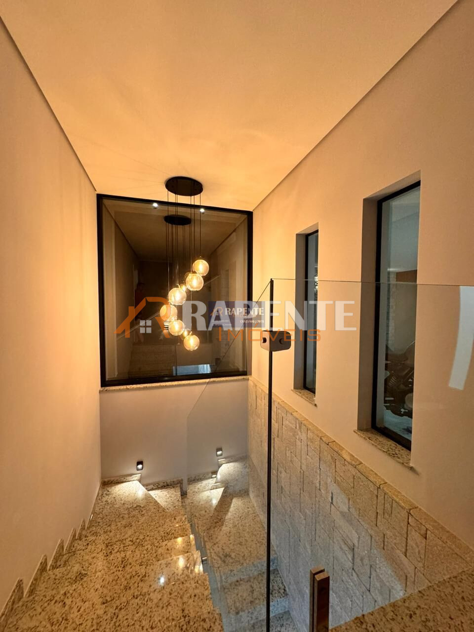 46 Casa super elegante no Santa Tereza 1 para você!