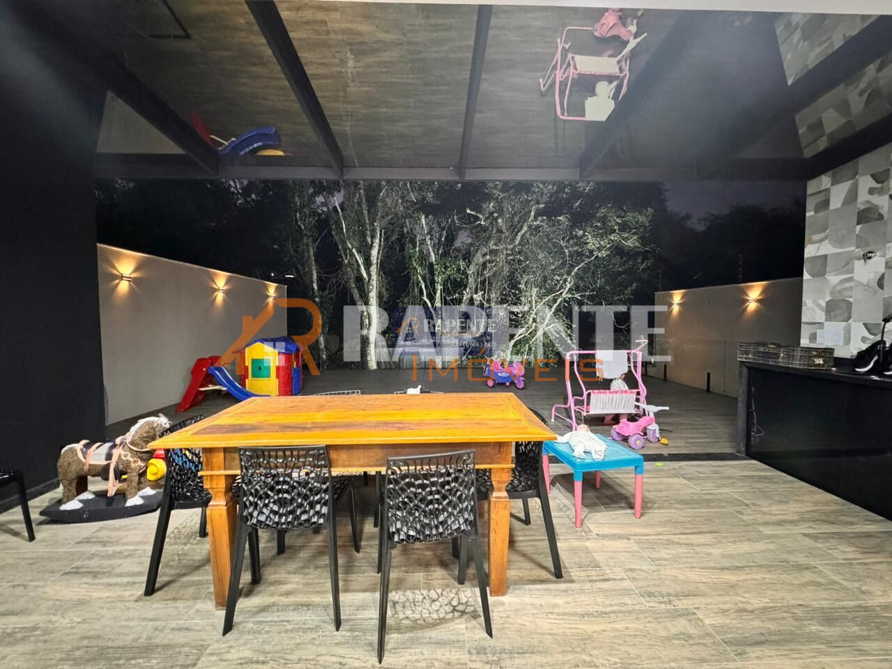 48 Casa super elegante no Santa Tereza 1 para você!