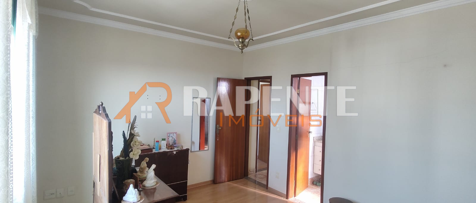 Apartamento no Centro! Alta procura neste prédio.