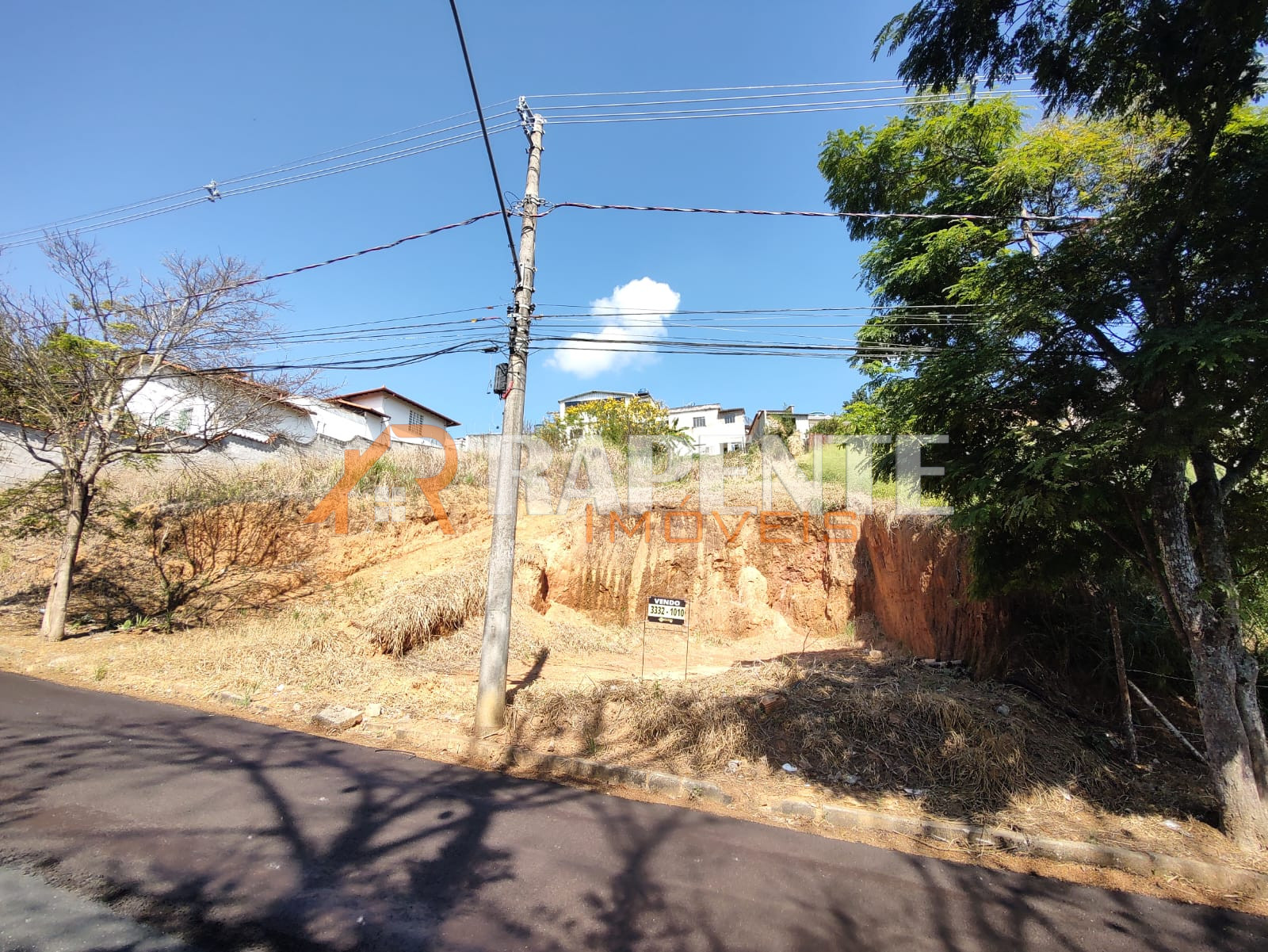 WhatsApp Image 2024-05-17 at 11.46.55 (1) Terreno na Chácara das Andorinhas!