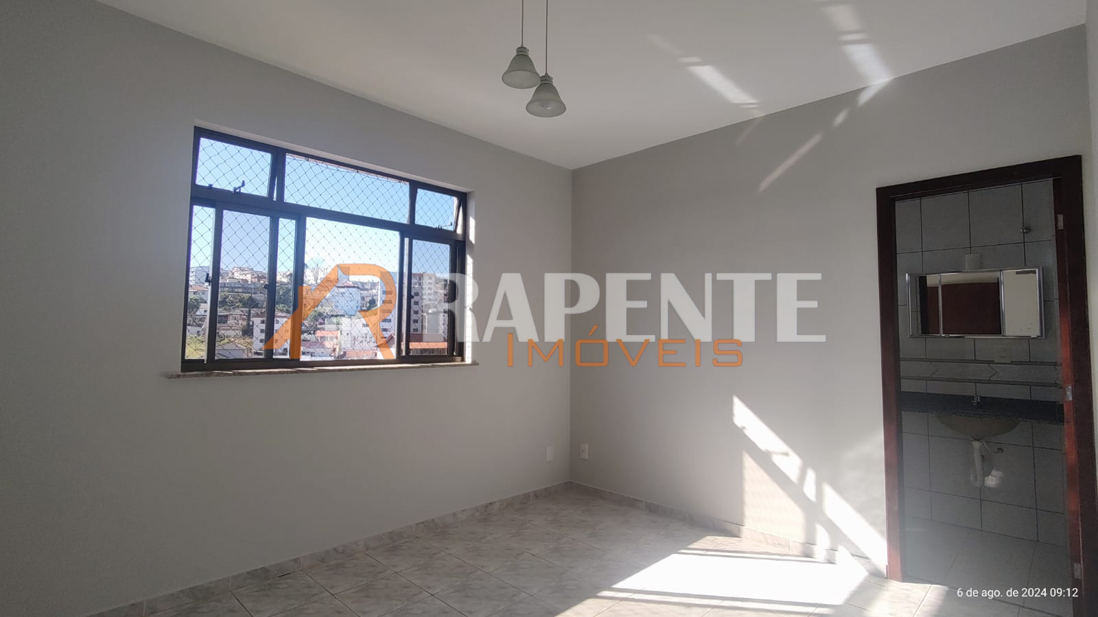 Apartamento à venda com 3 quartos no Santa Tereza I, Barbacena