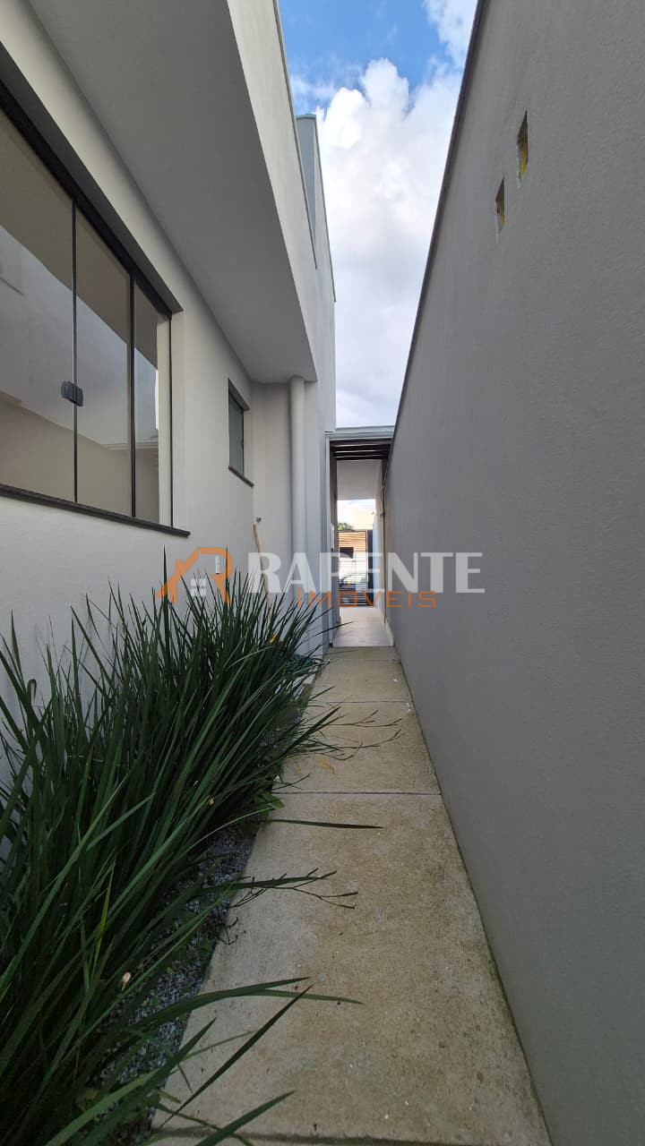WhatsApp Image 2026-04-01 at 11.59.40 Casa novinha para você! Vem conhecer!
